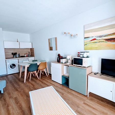 T3 Climatise Avec Piscine Et Vue Sur Mer Сет Екстериор снимка