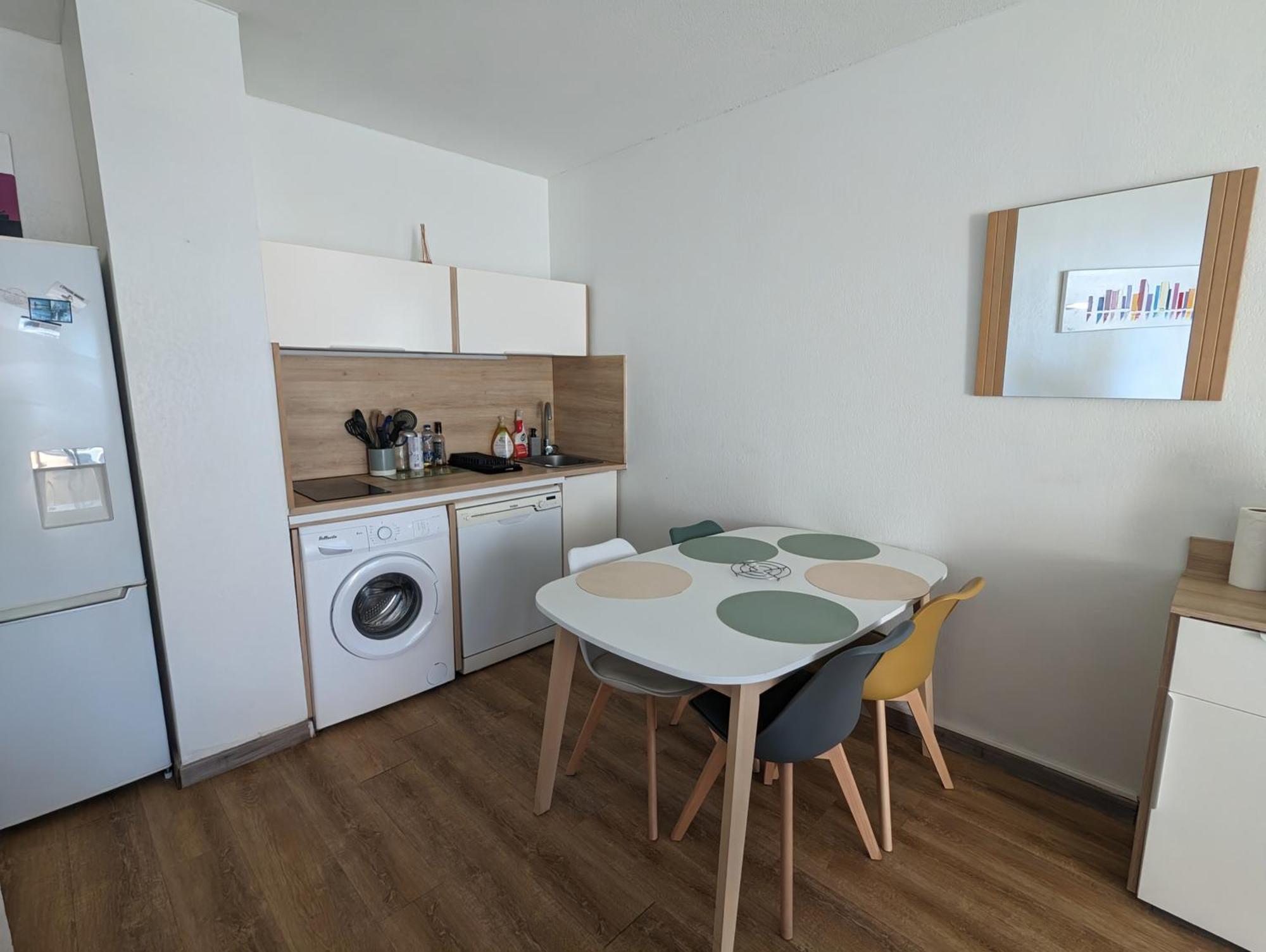 T3 Climatise Avec Piscine Et Vue Sur Mer Сет Екстериор снимка